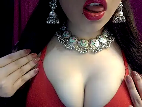 Snapshot of nadia_doll69 chatting on 06/17/26, 06:53 nadia doll69 online show from 06/17/26, 06:53