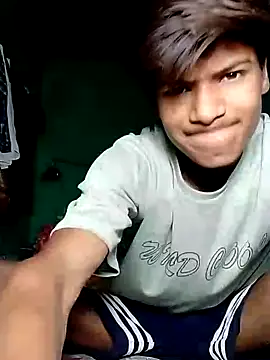 Snapshot of pandey_ji_ka_beta_hu chatting on 04/22/26, 05:03 pandey ji ka beta hu online show from 04/22/26, 05:03