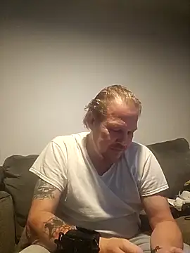 yourMasterisBored online show from 03/22/26, 01:42