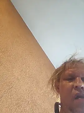 yourMasterisBored online show from 04/28/26, 01:04