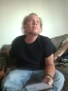 yourMasterisBored online show from 05/11/26, 01:00
