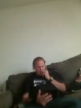 yourMasterisBored online show from 05/11/26, 01:50