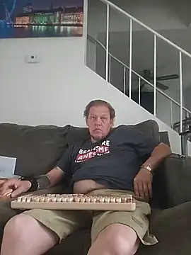 yourMasterisBored online show from 07/17/26, 02:45