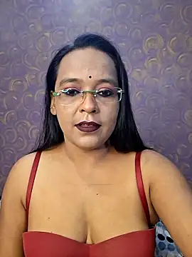 Snapshot of hornyrosy321 chatting on 06/01/26, 05:47 hornyrosy321 online show from 06/01/26, 05:47