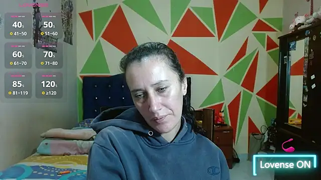 Snapshot of Mariam_wish chatting on 05/29/26, 05:11 Mariam wish online show from 05/29/26, 05:11