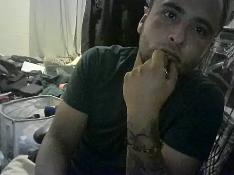 Snapshot of Relk130p chatting on 05/07/26, 09:47 Relk130p online show from 05/07/26, 09:47