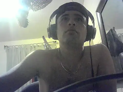 Snapshot of Relk130p chatting on 05/30/26, 06:54 Relk130p online show from 05/30/26, 06:54