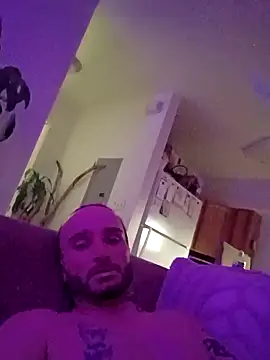 Snapshot of dropanddrippy1 chatting on 03/16/26, 03:01 dropanddrippy1 online show from 03/16/26, 03:01