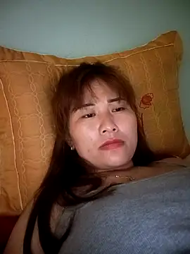 Lucxy-ki6 online show from 06/04/26, 03:51