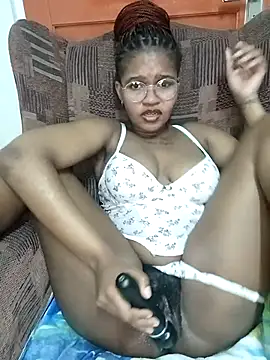 Hotsexyberry222 online show from 04/18/26, 06:34