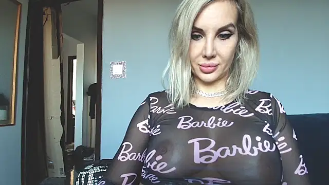 SexyQueenNina online show from 01/18/26, 10:30