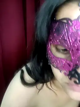 Hottymahi7 online show from 04/22/26, 09:38