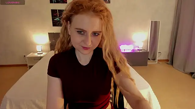 Snapshot of Shiny_Liss chatting on 05/29/26, 01:36 Shiny Liss online show from 05/29/26, 01:36