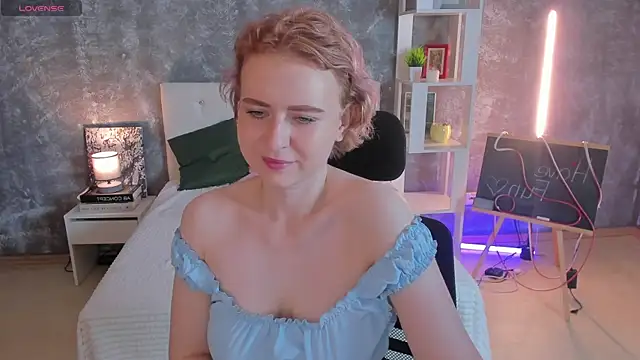 Snapshot of Shiny_Liss chatting on 07/24/26, 01:47 Shiny Liss online show from 07/24/26, 01:47