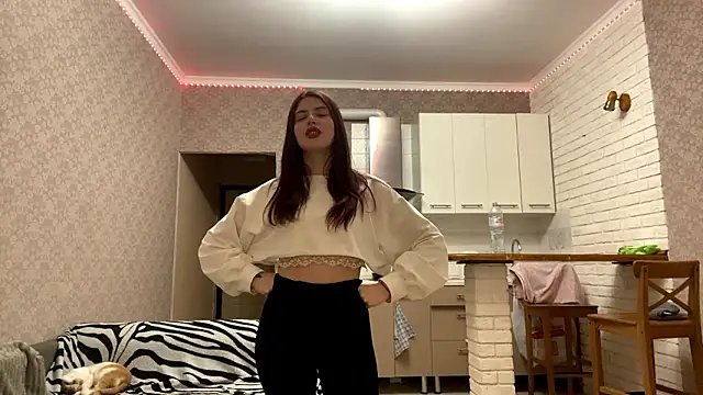 Snapshot of KassieLonzo chatting on 03/26/26, 07:08 KassieLonzo online show from 03/26/26, 07:08