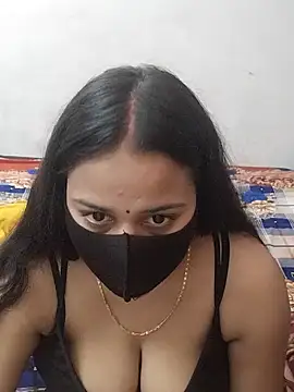 Snapshot of Shalini_08 chatting on 03/27/26, 08:26 Shalini 08 online show from 03/27/26, 08:26