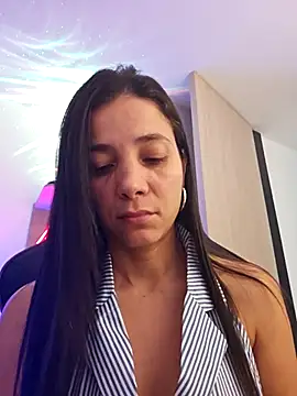 miaeyex online show from 05/07/26, 12:10