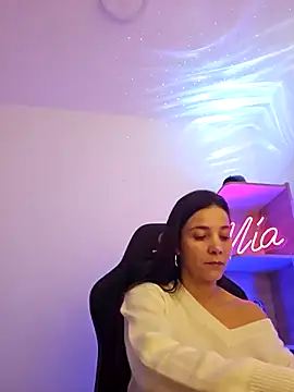 miaeyex online show from 05/11/26, 12:00