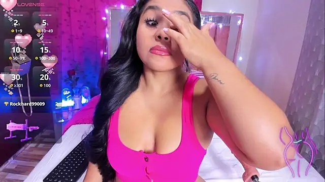 Snapshot of BiancaBooty chatting on 06/17/26, 09:01 BiancaBooty online show from 06/17/26, 09:01