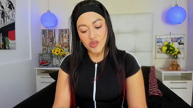 Tatiana24  online show from 04/17/26, 09:29
