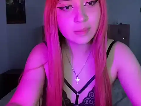 sakuraluna  online show from 03/17/26, 12:04