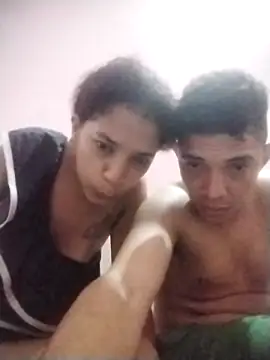 Snapshot of juli555t chatting on 06/16/26, 01:52 juli555t online show from 06/16/26, 01:52