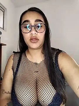 Mia skyy18 online show from 05/14/26, 01:40