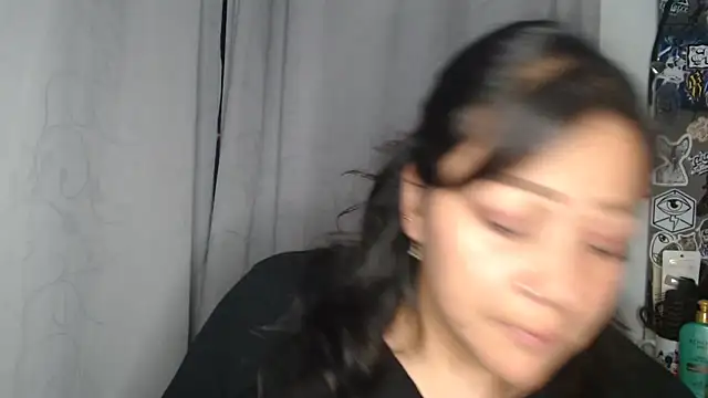 Naia queen25 online show from 04/26/26, 06:44