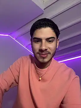 ApoloGray   online show from 05/19/26, 07:53