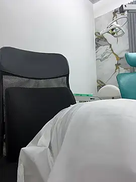 Snapshot of daniela-sexy chatting on 04/19/26, 02:16 daniela-sexy online show from 04/19/26, 02:16