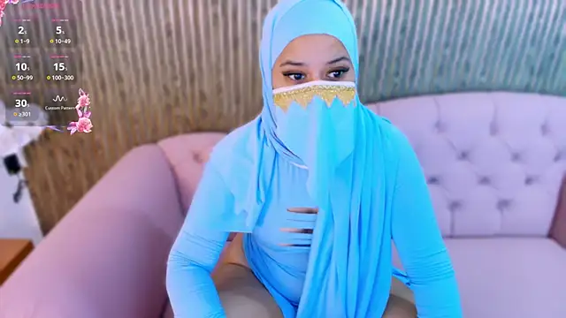 Aminaa Kaarim online show from 03/26/26, 05:40