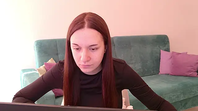 Snapshot of Ola_Queen chatting on 05/29/26, 05:05 Ola Queen online show from 05/29/26, 05:05