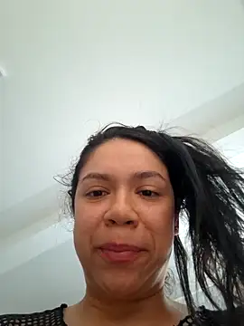 Snapshot of Aila_Phone chatting on 06/04/26, 05:19 Aila Phone online show from 06/04/26, 05:19