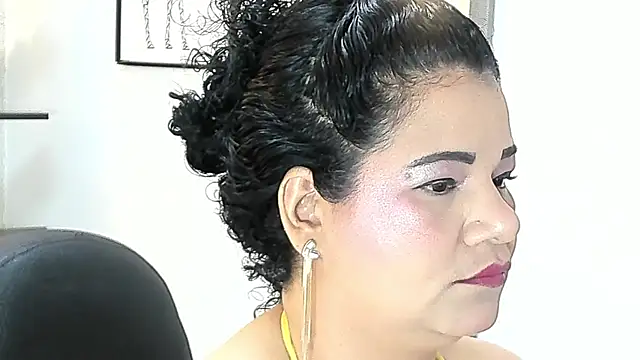 Snapshot of MAYTE1096 chatting on 07/07/26, 07:29 MAYTE1096 online show from 07/07/26, 07:29