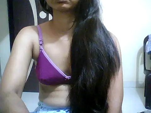 Snapshot of Sonam1186 chatting on 05/06/26, 12:19 Sonam1186 online show from 05/06/26, 12:19