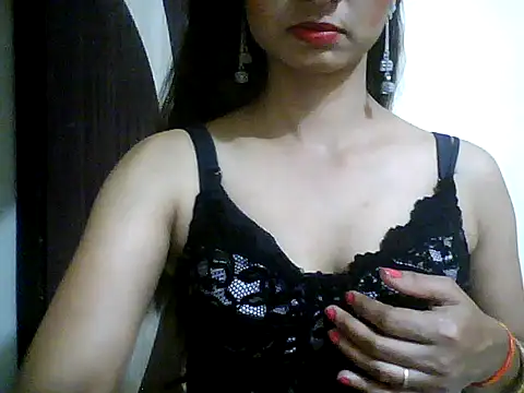 Snapshot of Sonam1186 chatting on 06/03/26, 02:33 Sonam1186 online show from 06/03/26, 02:33