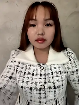 Snapshot of Mina_xYx chatting on 05/02/26, 03:22 Mina xYx online show from 05/02/26, 03:22