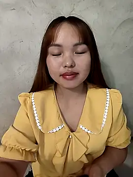 Snapshot of Mina_xYx chatting on 05/04/26, 03:57 Mina xYx online show from 05/04/26, 03:57