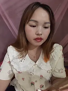 Snapshot of Mina_xYx chatting on 06/28/26, 02:56 Mina xYx online show from 06/28/26, 02:56
