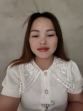 Snapshot of Mina_xYx chatting on 07/20/26, 10:50 Mina xYx online show from 07/20/26, 10:50
