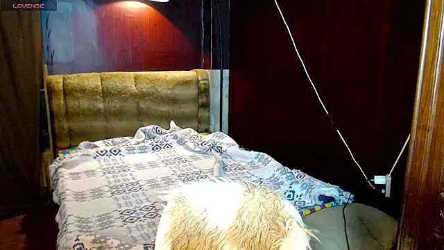 tyrasub online show from 04/12/26, 04:01