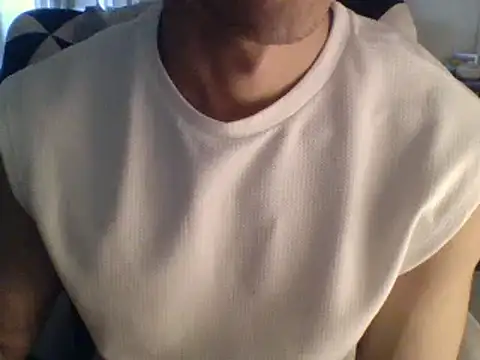 Snapshot of Kent6828 chatting on 03/24/26, 04:39 Kent6828 online show from 03/24/26, 04:39