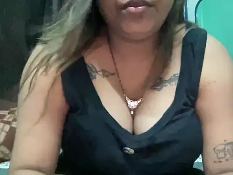 Snapshot of NAUGHTY_ANSHU chatting on 07/08/26, 05:17 NAUGHTY ANSHU online show from 07/08/26, 05:17