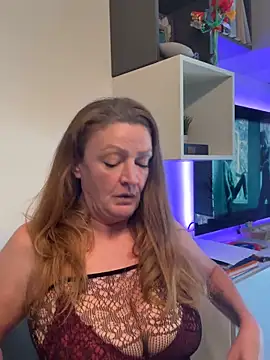 Milf-Gabi online show from 05/13/26, 09:50