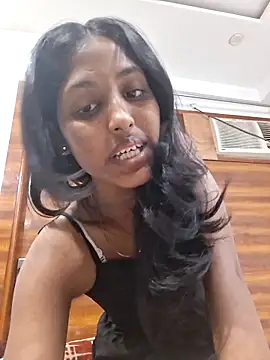 Pari lovers online show from 03/30/26, 10:22