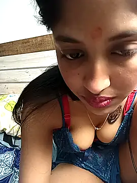 Pari lovers online show from 04/18/26, 05:17