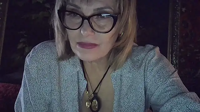 Lia Rayss online show from 04/29/26, 06:47