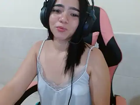 lina seduce online show from 03/17/26, 04:06