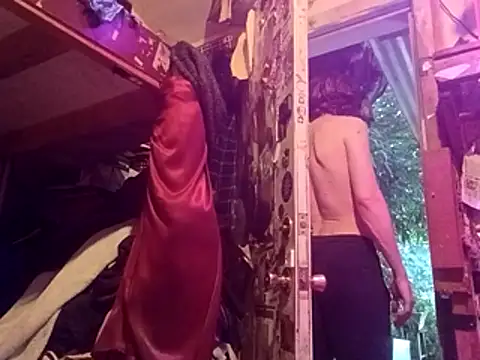 nearby causual online show from 06/24/26, 03:49