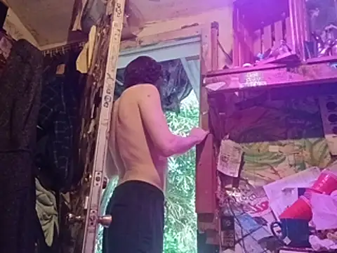 nearby causual online show from 06/24/26, 04:28